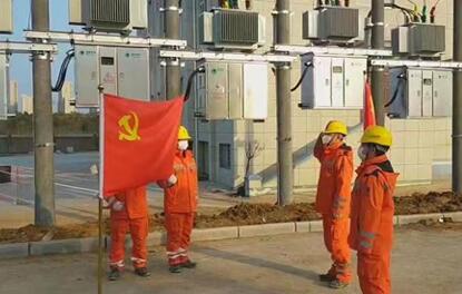 “火線”入黨，在湖北保衛(wèi)戰(zhàn)的戰(zhàn)場上接受組織的考驗