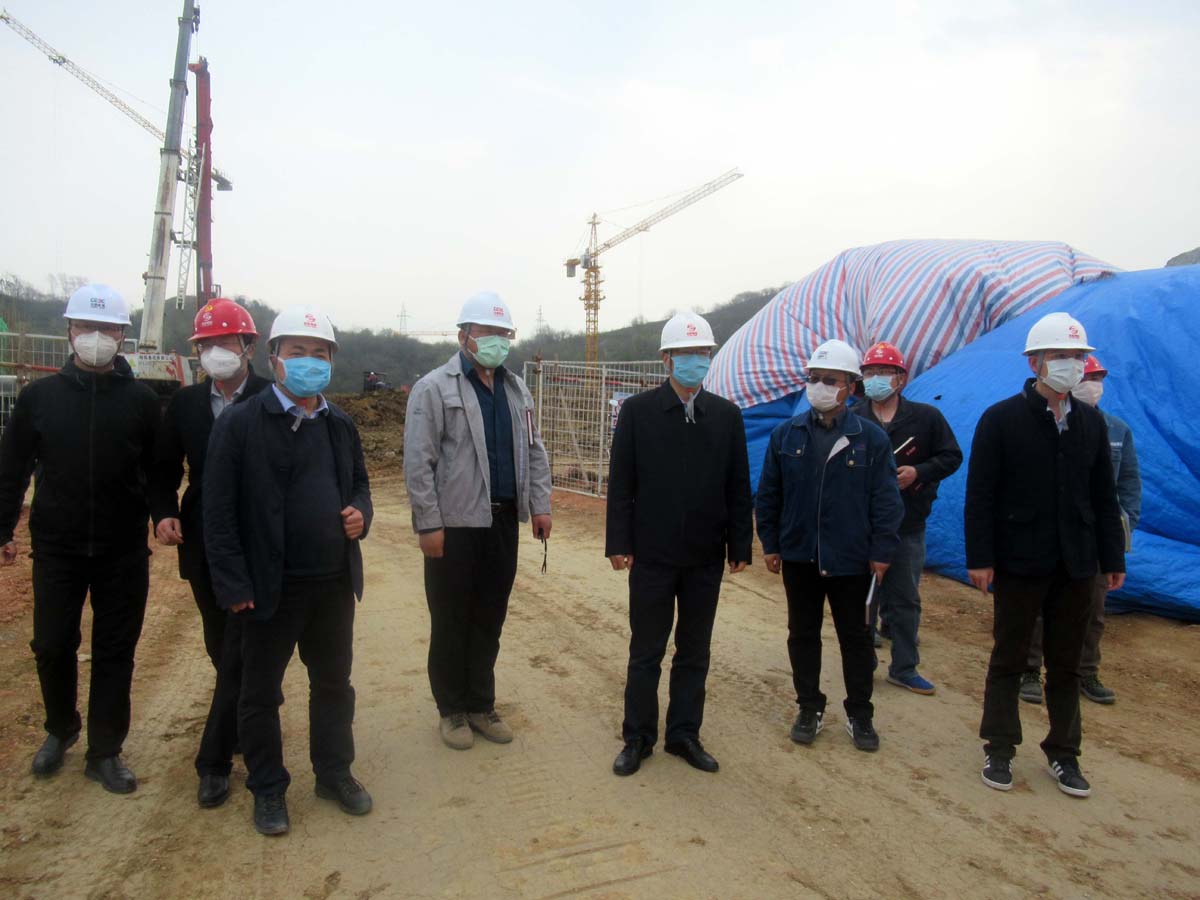 皖能環(huán)?？偨?jīng)理張為義到安徽電建一公司合肥龍泉山項(xiàng)目調(diào)研疫情防控和復(fù)工復(fù)產(chǎn)工作