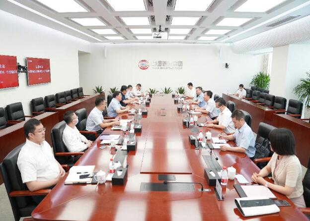 中國能建總經(jīng)理、黨委副書記孫洪水拜訪中國誠通董事長朱碧新