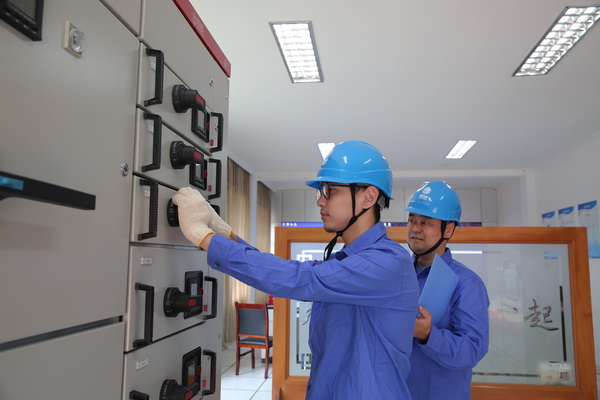 國網(wǎng)寧?？h供電公司：新型智能配電柜上線 助推用電側(cè)數(shù)字化轉(zhuǎn)型