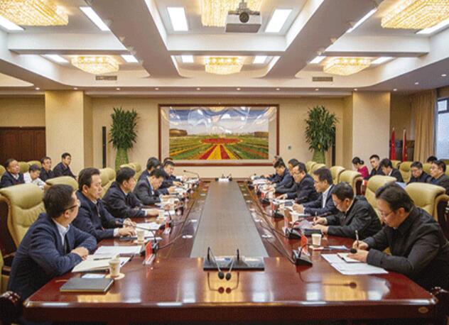內(nèi)蒙古電力（集團(tuán)）公司董事長(zhǎng)、黨委書記賈振國(guó)帶隊(duì)赴鄂爾多斯地區(qū)調(diào)研