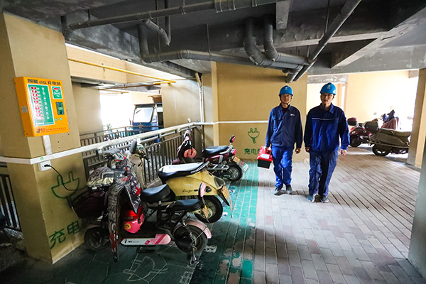 “小電驢”充電更安全了！寧?？h24393個(gè)充電接口完成升級(jí)改造
