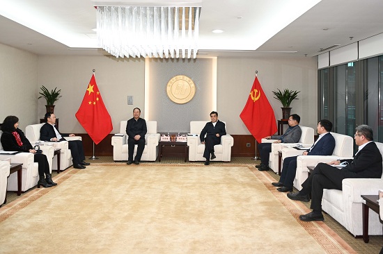 舒印彪、鄧建玲會(huì)見華北電力大學(xué)校長(zhǎng)楊勇平
