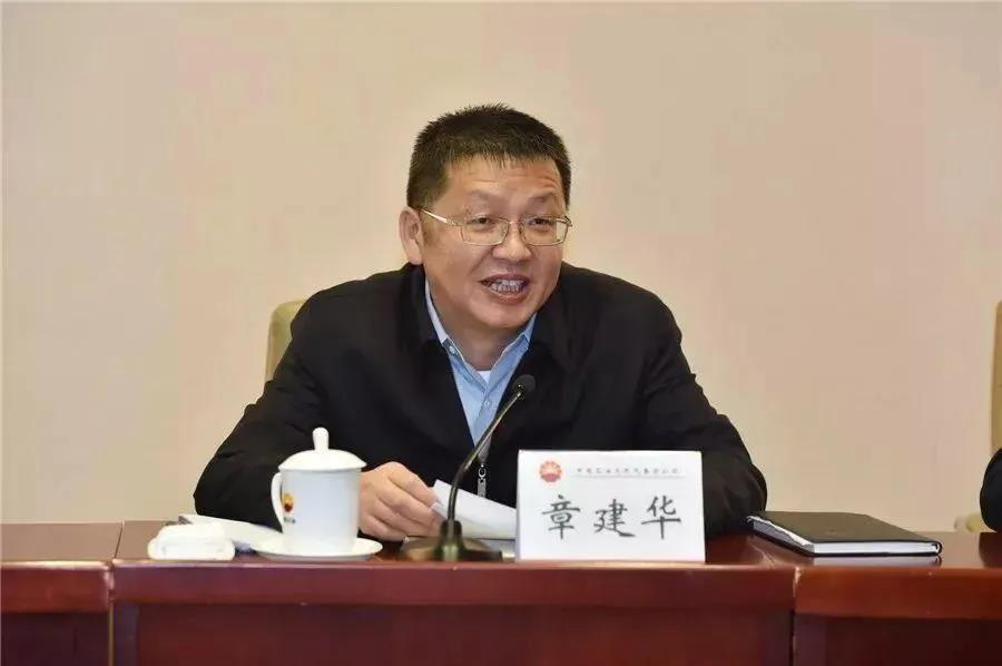 國(guó)家能源局長(zhǎng)章建華：發(fā)展以消納新能源為主的微電網(wǎng)、局域網(wǎng)，加快新能源主動(dòng)支撐、大規(guī)模儲(chǔ)能電站的新型電力系統(tǒng)！