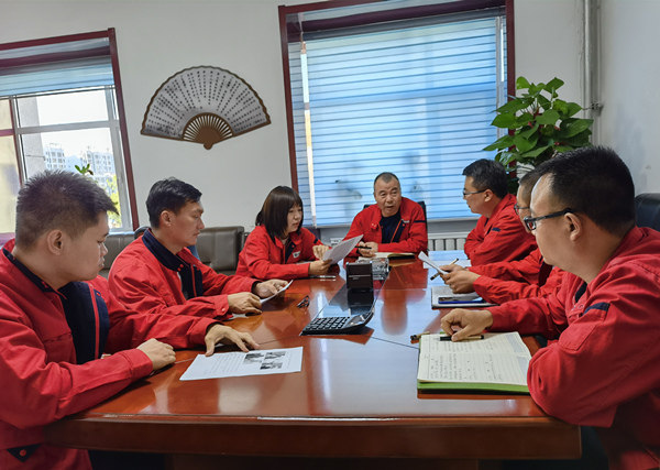 烏海電業(yè)局千里山分局：修訂宣貫班組標(biāo)準(zhǔn)，促進班組有序發(fā)展