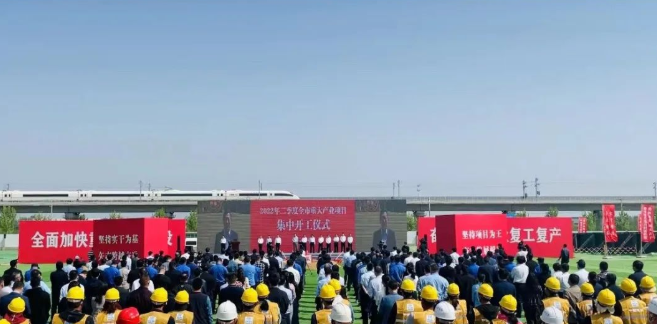 東方日升、晶科、阿特斯同時擴產(chǎn)！