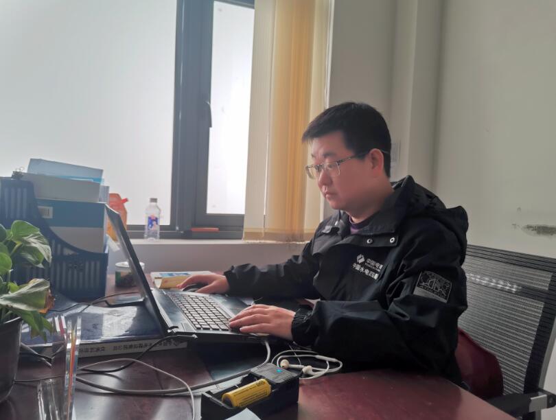 劉凡武：砥礪深耕志未泯，不負山河不負卿