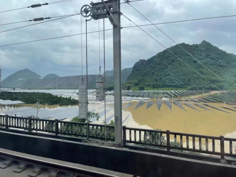 地面電站秒變漂浮電站，又一光伏電站被水淹！