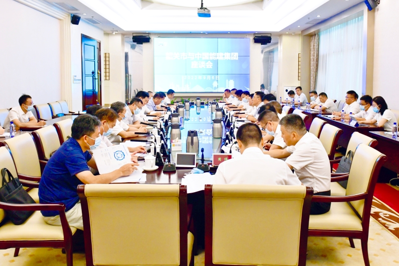 孫洪水與韶關(guān)市委書記、市長陳少榮會(huì)談