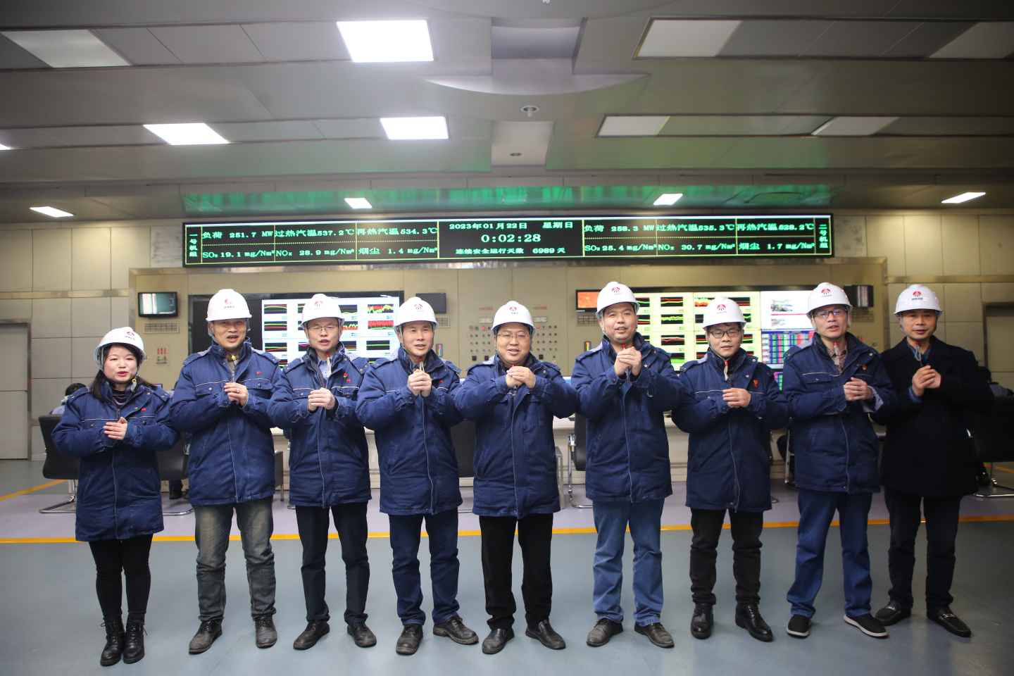 陜煤石電除夕慰問送溫暖，崗位堅(jiān)守幸?！巴谩保╰oo）