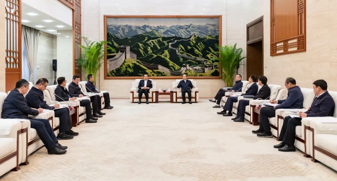 大唐集團(tuán)黨組書記、董事長鄒磊會(huì)見哈電集團(tuán)黨委書記、董事長曹志安