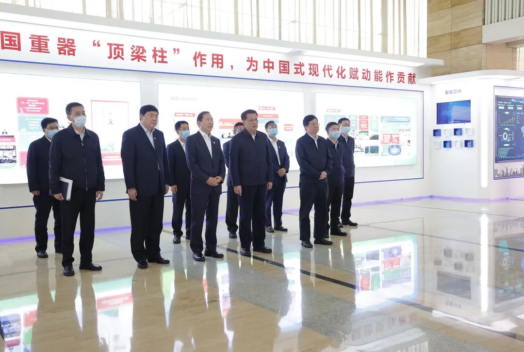 重慶市委書記袁家軍、市長(zhǎng)胡衡華與國(guó)家電網(wǎng)董事長(zhǎng)辛保安、總經(jīng)理張智剛會(huì)談