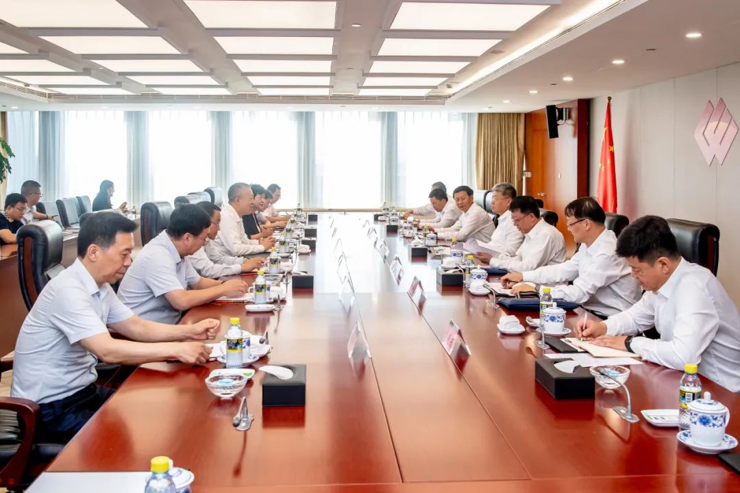 國(guó)家能源集團(tuán)黨組書記、董事長(zhǎng)劉國(guó)躍會(huì)見包頭市委副書記、市長(zhǎng)張銳