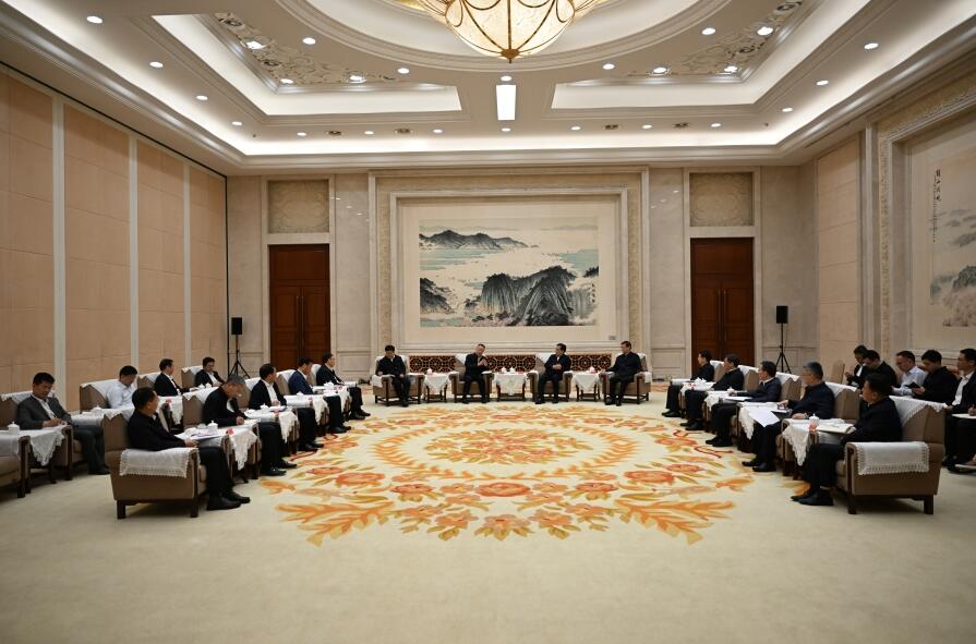 三峽集團(tuán)董事長、黨組書雷鳴山拜會江蘇省委書記信長星、 省長許昆林