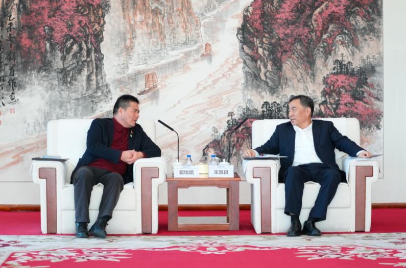 宋海良與“三新”聯(lián)盟成員遠(yuǎn)東控股集團(tuán)創(chuàng)始人、董事局主席蔣錫培會(huì)談
