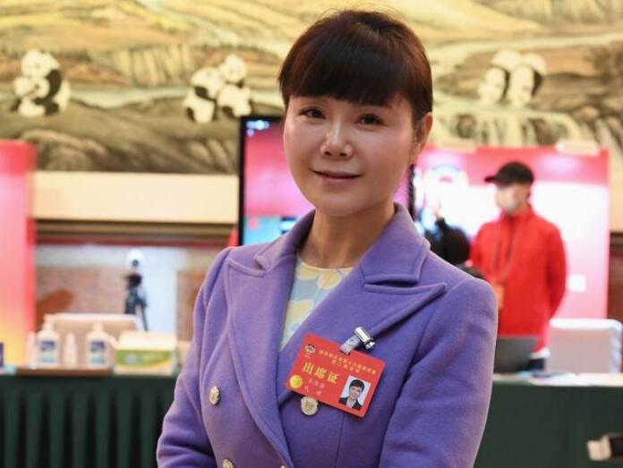 四川省政協(xié)委員李佳蔚：四川要優(yōu)化碳產(chǎn)品、參與碳交易，不斷完善碳設(shè)施