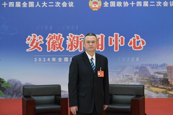 程韜代表：支持引入新質生產力，鼓勵新能源商用車發(fā)展