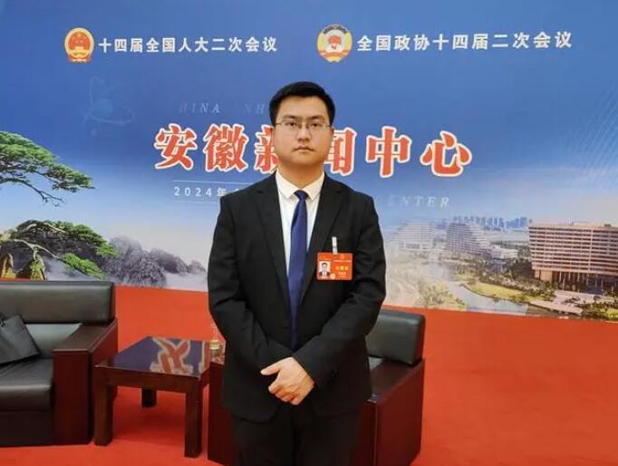 全國(guó)人大代表、國(guó)軒高科姚金?。簶?biāo)準(zhǔn)、技術(shù)、產(chǎn)業(yè)鏈多管齊下，推動(dòng)電化學(xué)儲(chǔ)能產(chǎn)業(yè)高質(zhì)量發(fā)展