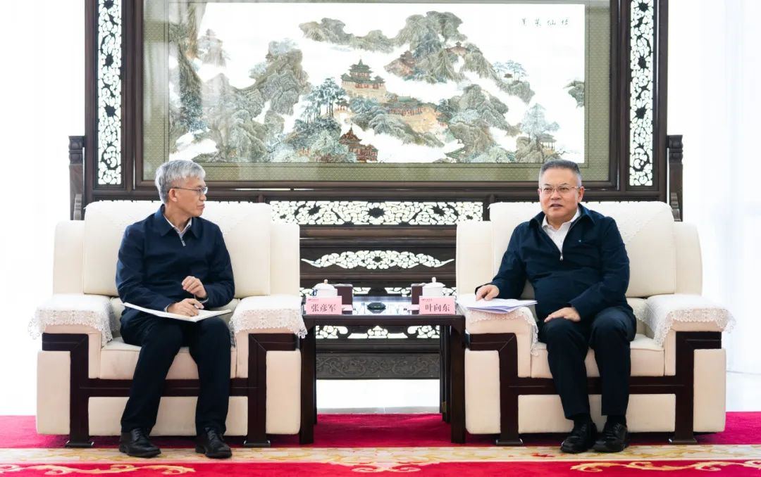 華電集團(tuán)黨組副書記、董事、總經(jīng)理葉向東會見東方電氣董事、總經(jīng)理、黨組副書記張彥軍