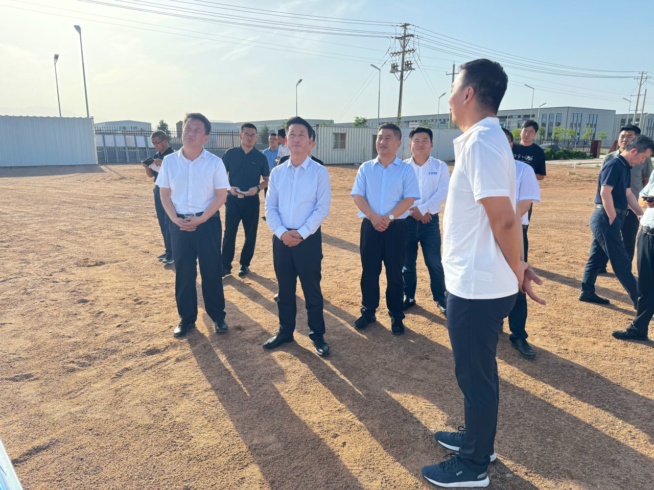 金昌市委副書記，市政府黨組書記王琳璽調(diào)研金昌致信儲能生產(chǎn)基地