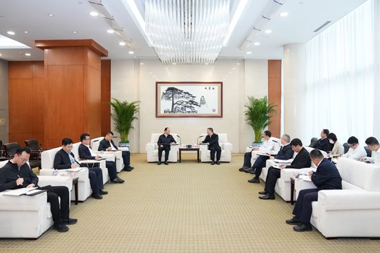 華能集團(tuán)總經(jīng)理、黨組副書記張文峰會(huì)見甘肅省副省長(zhǎng)王鈞