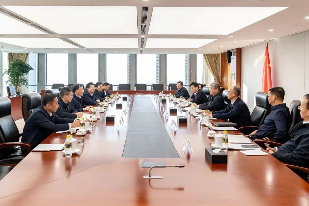 國家能源集團(tuán)黨組書記、董事長劉國躍與中國大唐黨組副書記、總經(jīng)理張傳江會談