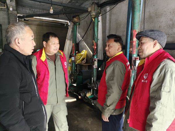 湖北竹溪供電公司嚴(yán)明從業(yè)紀(jì)，擦亮服務(wù)窗